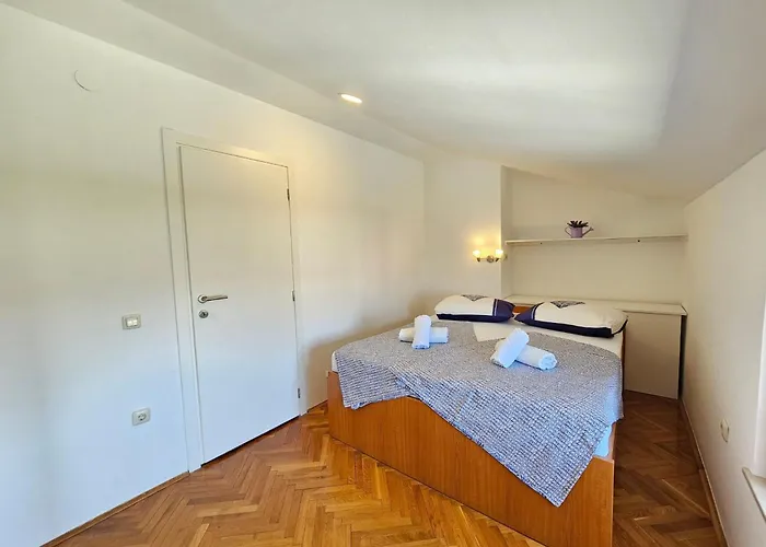 公寓 Mit Balkon- Ac- Privatparkplatz By Interhome